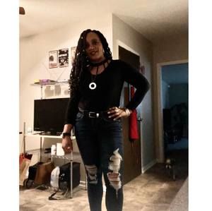 Meet your Posher, Latoya